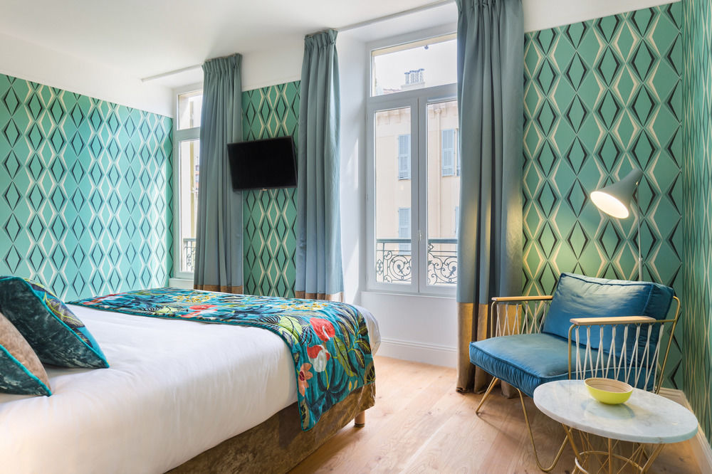 The Jay By Happyculture Nizza